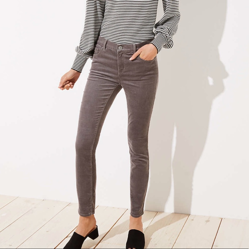 *Like New* Loft Straight Leg Grey Corduroy Pants